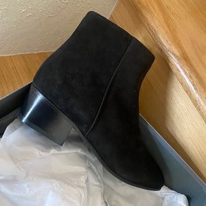 Aquatalia Fuoco Size 10 Never Worn